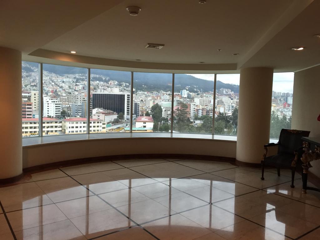 Aparta Hotel Torres De Suites Quito Quarto foto