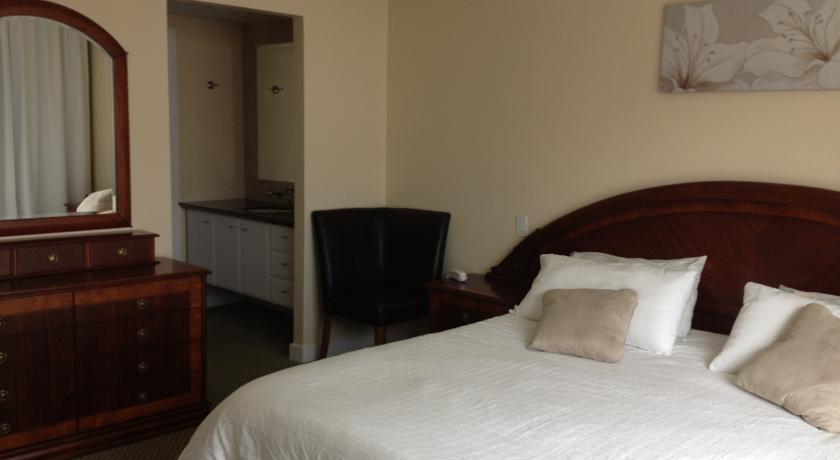 Aparta Hotel Torres De Suites Quito Quarto foto